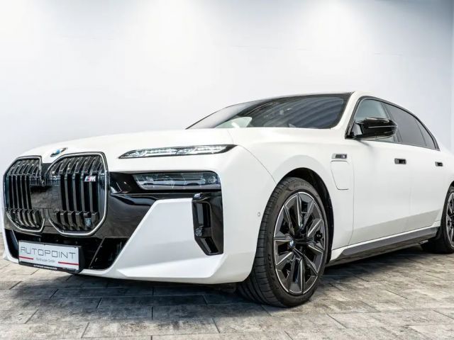 BMW 760 2024 Hybride / Benzine