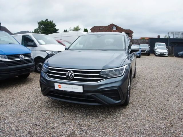 Volkswagen Tiguan Allspace Life AHK ACC SHZ 2023 Diesel