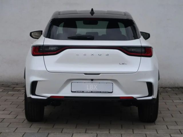 Lexus LBX