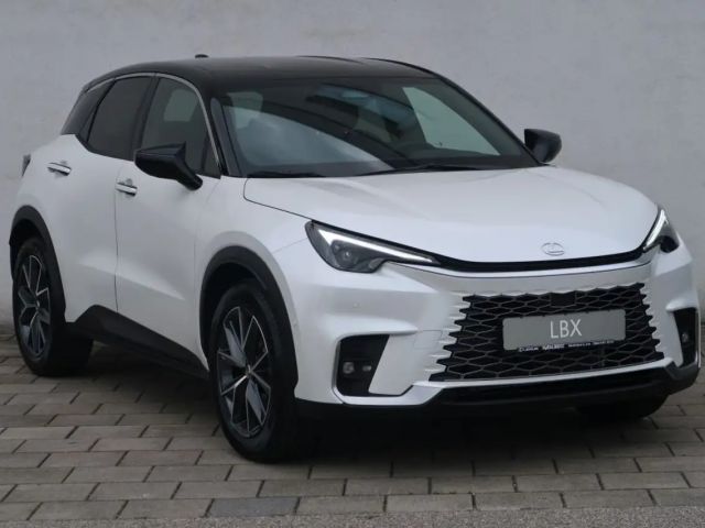 Lexus LBX