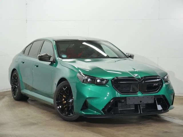 BMW M5 2025 Hybride / Benzine
