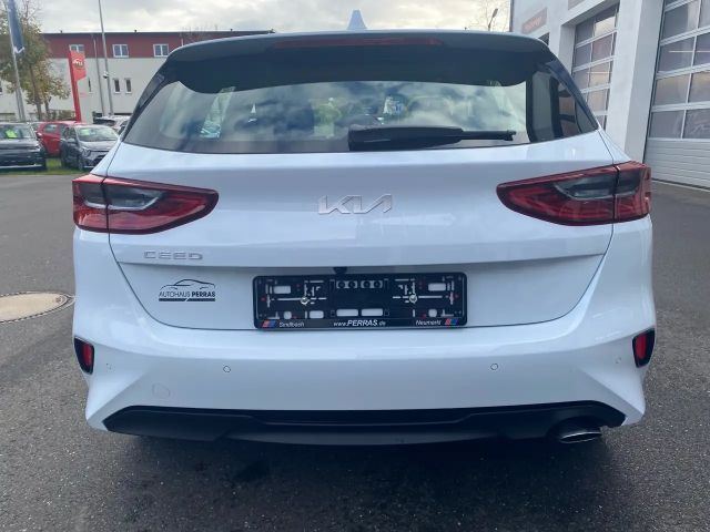 Kia Ceed / cee'd