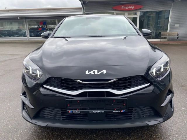 Kia Ceed / cee'd