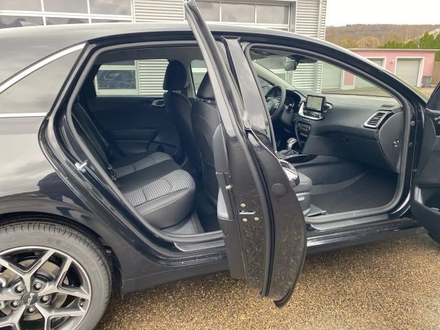 Kia Ceed / cee'd