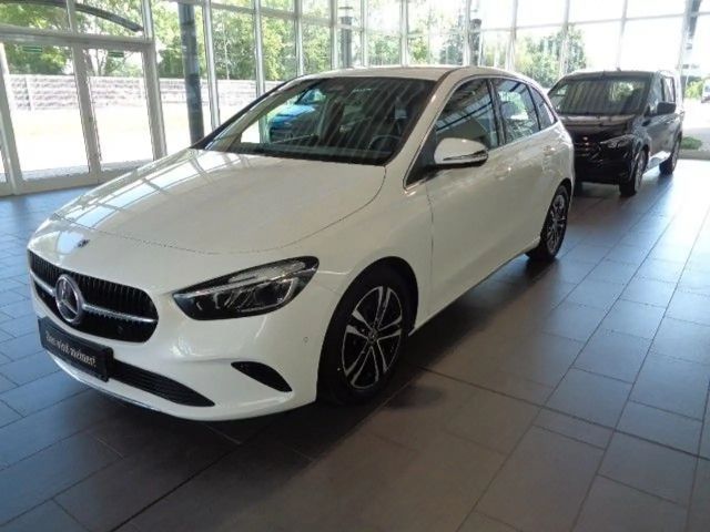 Mercedes-Benz B 180 KAMERA,LED,NAVI,NP:44.095,- 2024 Benzine