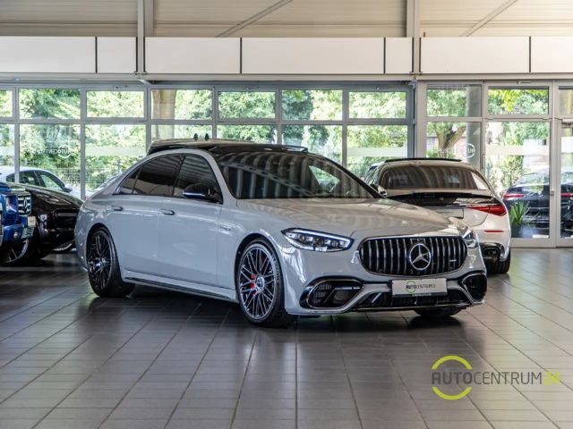 Mercedes-Benz S 63 AMG 2023 Hybride / Benzine