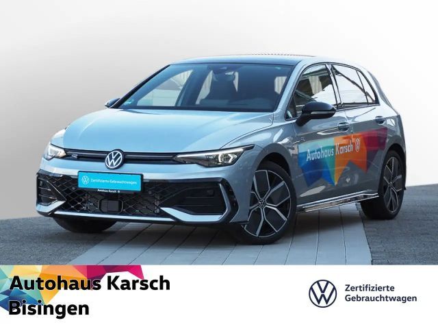 Volkswagen Golf VIII 1.5 eTSI DSG R-Line AHK, NAVI, BLACK LED 2025 Benzine