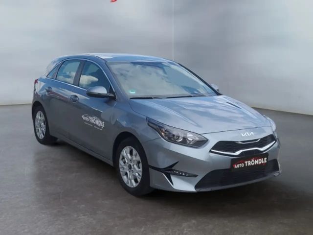 Kia Ceed / cee'd