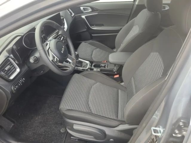 Kia Ceed / cee'd