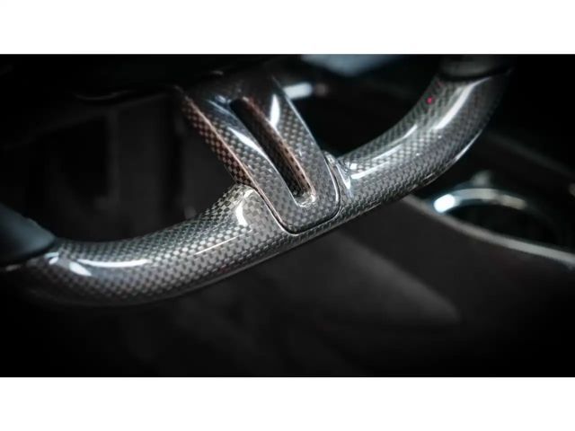 Ferrari SF90 Stradale