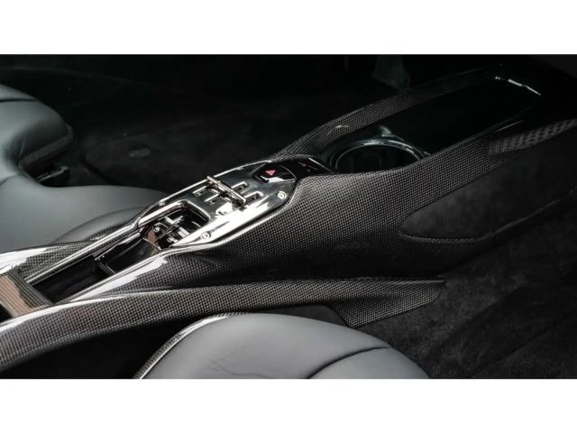 Ferrari SF90 Stradale