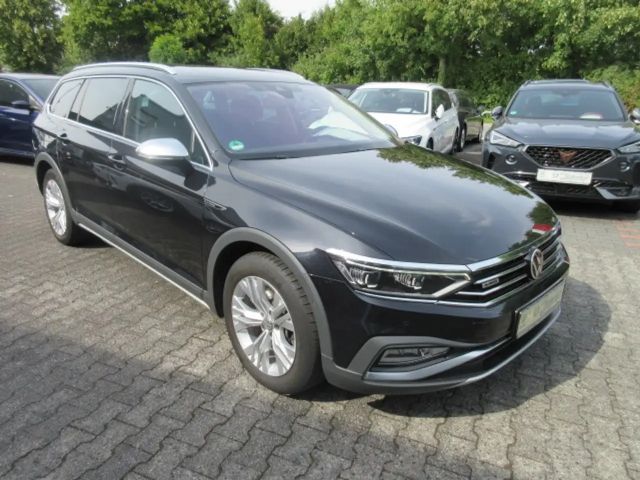 Volkswagen Passat Variant Alltrack 2.0 TSI DSG 4MOTION NAVI AHK KAMERA IQ LIGHT ACC ASSIST AID HARMAN KARDON KLIMA ALU SITZHEIZUNG 2021 Benzine