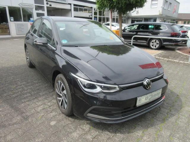 Volkswagen Golf Style 1.4 eHybrid DSG NAVI PANORAMA IQ LIGHT HEAD UP KAMERA eSITZ ACC ALU APS SITZHEIZUNG CLIMATRONIC 2021 Hybride / Benzine
