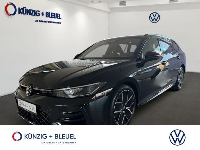 Volkswagen Passat Variant R-Line 2,0TDI 4M+360*KAM+AHK+PANO 2025 Diesel
