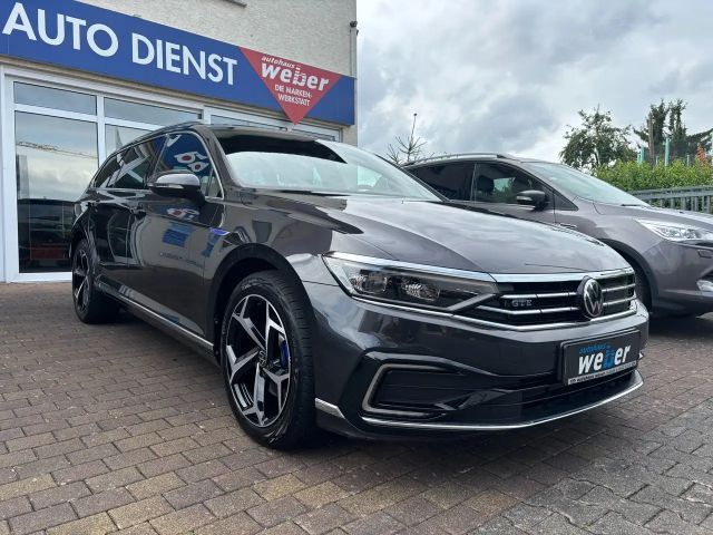 Volkswagen Passat 2022 Hybride / Benzine