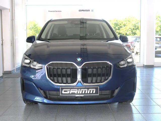 BMW 216