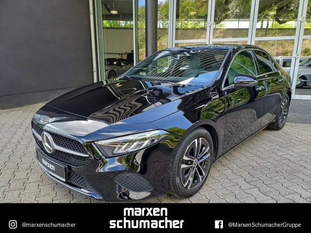 Mercedes-Benz A 220 A 220 4M Lim Prog AdvPlus Standh+360°+Carbon+LED 2024 Benzine