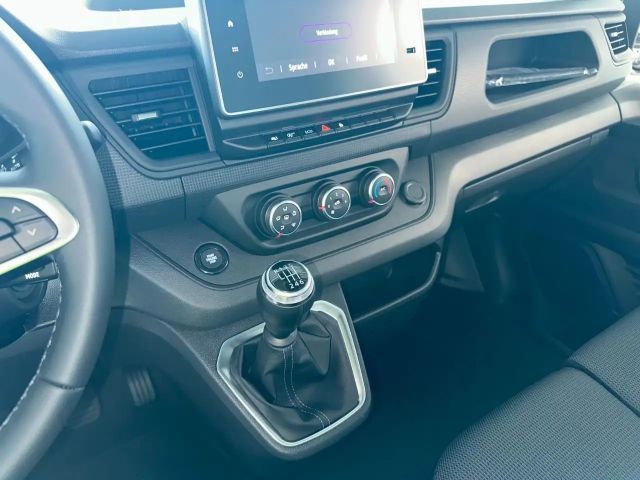 Nissan Primastar