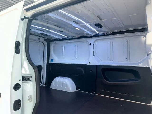 Nissan Primastar