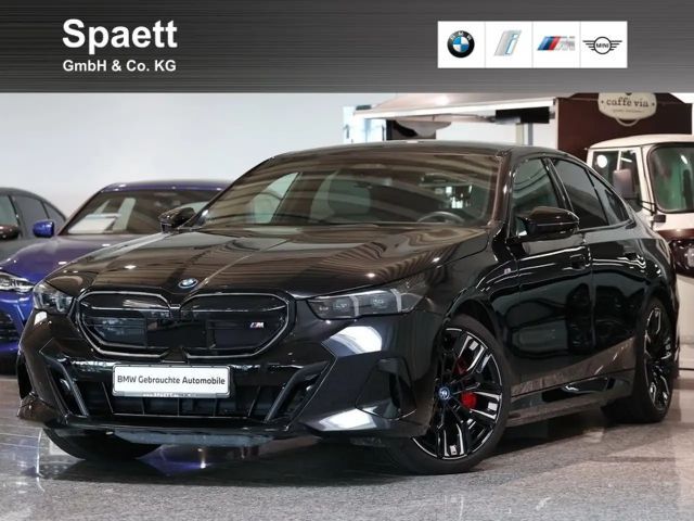 BMW i5 M60 xDrive Pano. AHK DrivAssProf Komfor.Sitz Adp.L 2024 Elektrisch