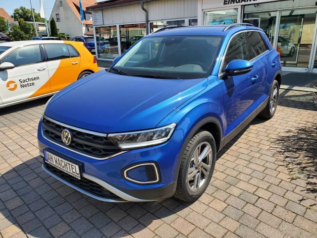 Volkswagen T-Roc Life 2,0 TDI DSG AHZV Kamera 17-Zoll  Fahrassisten 2025 Diesel