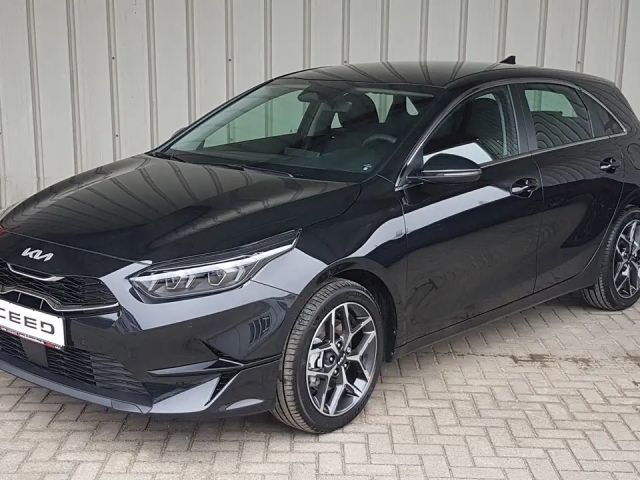 Kia Ceed / cee'd