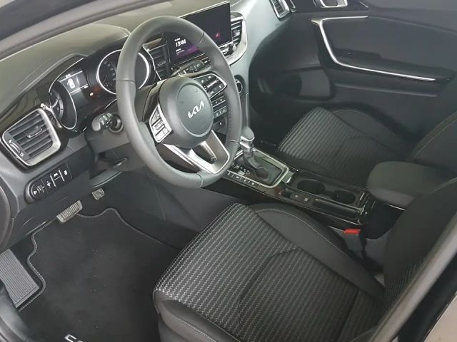 Kia Ceed / cee'd