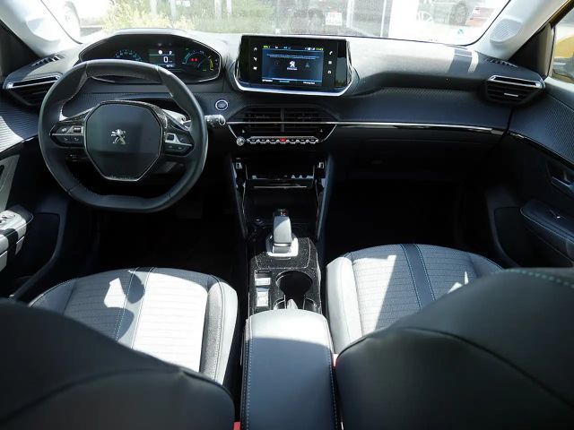 Peugeot e-208