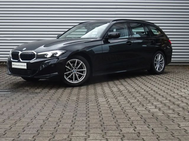 BMW 318 2023 Benzine