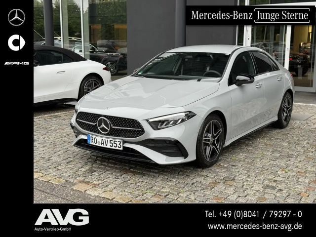 Mercedes-Benz A 200 A 200 Lim AMG Special Edition LED Sound Night RF 2025 Benzine