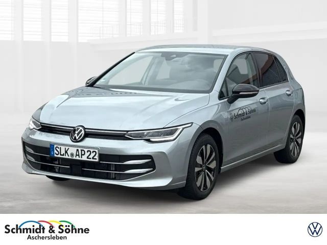 Volkswagen Golf VIII GOAL 1.5 eTSI DSG TOTWINKEL, TRAVEL Klima 2025 Benzine