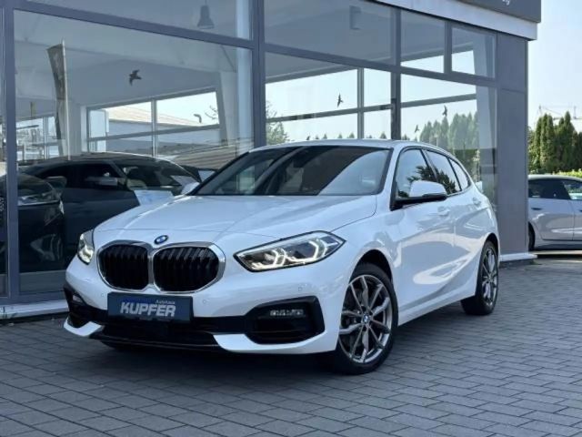 BMW 120 2023 Benzine