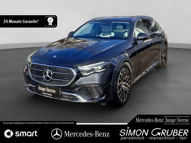Mercedes-Benz E 300 2024 Hybride / Diesel