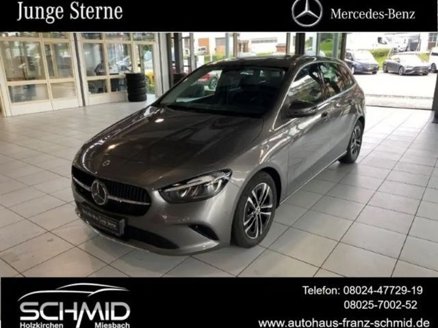 Mercedes-Benz B 180 Progressive Advanced Verkehrszeichen MBUX 2024 Benzine