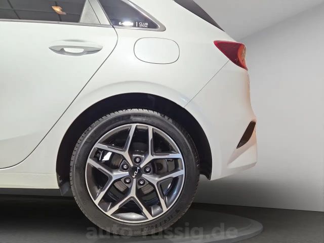 Kia Ceed / cee'd