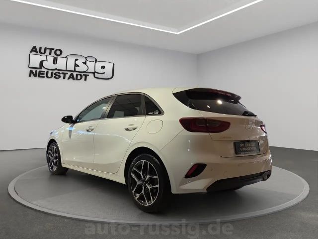 Kia Ceed / cee'd