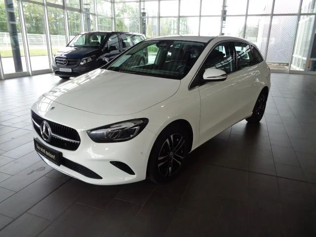 Mercedes-Benz B 250 e,LED,KAMERA,NAVI,NP:52.723,- 2024 Hybride / Benzine