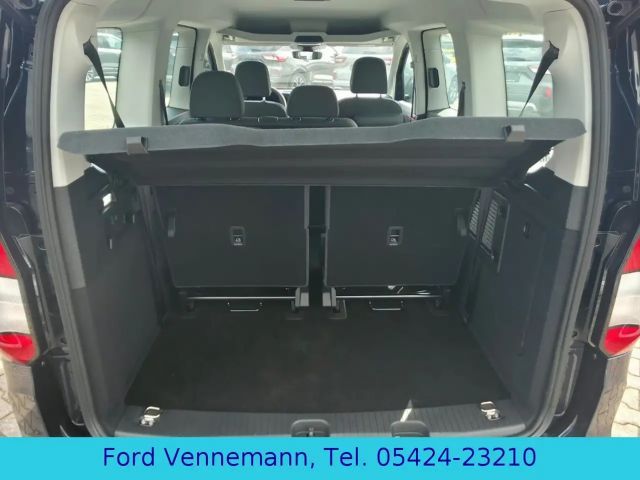 Ford Grand Tourneo