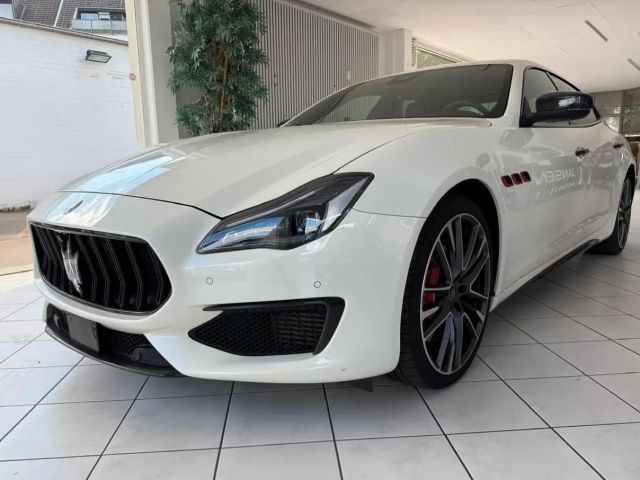 Maserati Quattroporte Trofeo Full Option | Soft Close 2020 Benzine