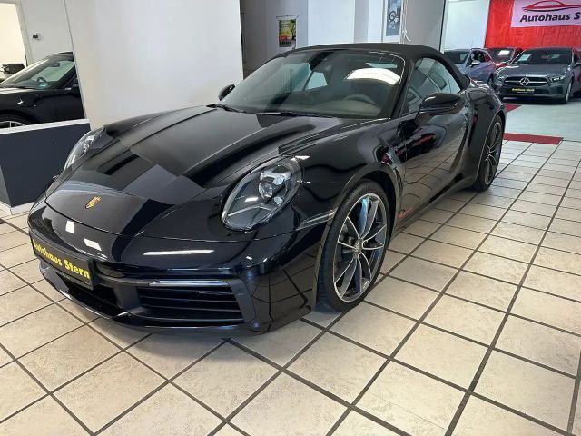 Porsche 992 Carrera Cabriolet*Sportabgas*SPORTSITZ-Plus* 2022 Benzine