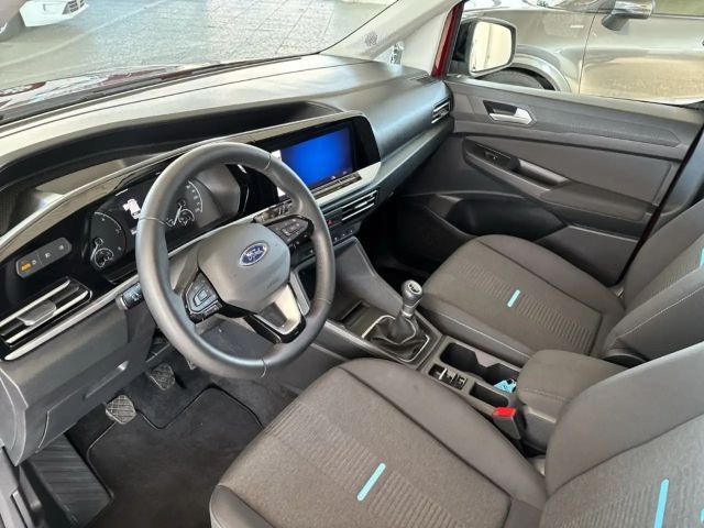 Ford Grand Tourneo
