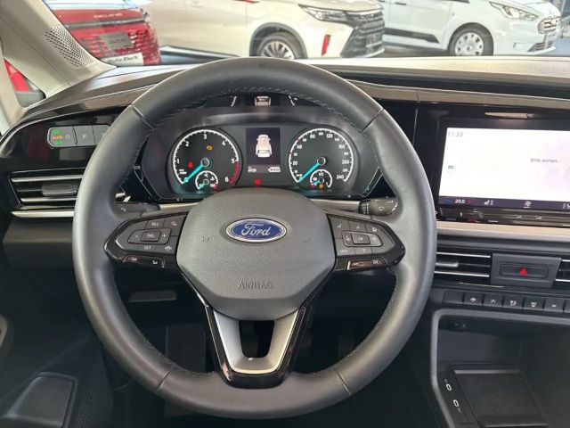 Ford Grand Tourneo