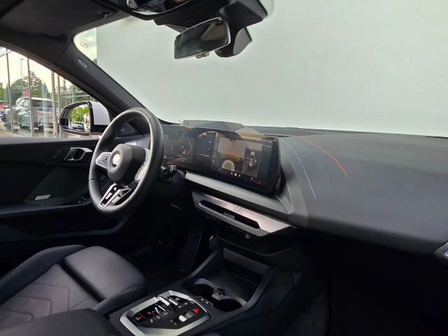 BMW 114