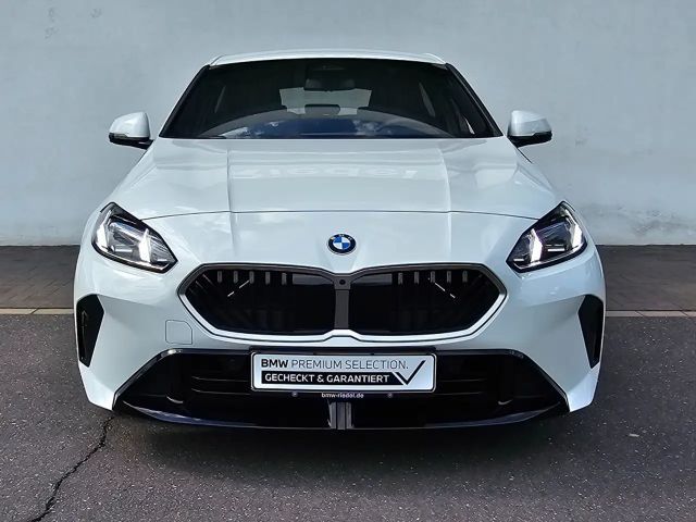 BMW 114