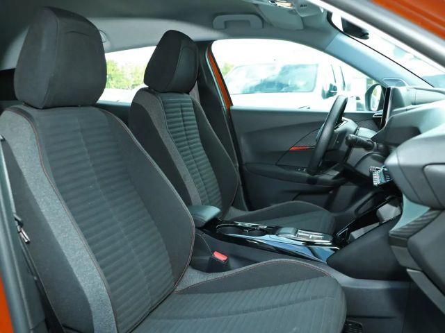 Peugeot e-2008