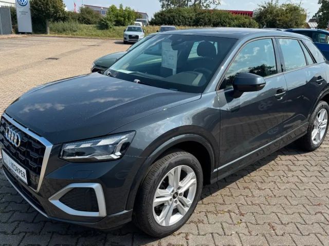 Audi Q2 35 TFSI advanced 2022 Benzine