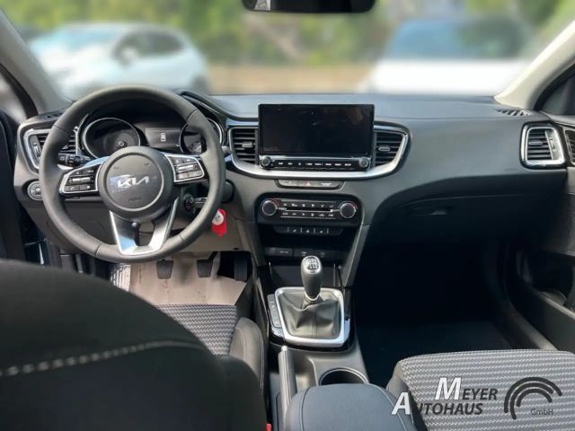Kia Ceed / cee'd