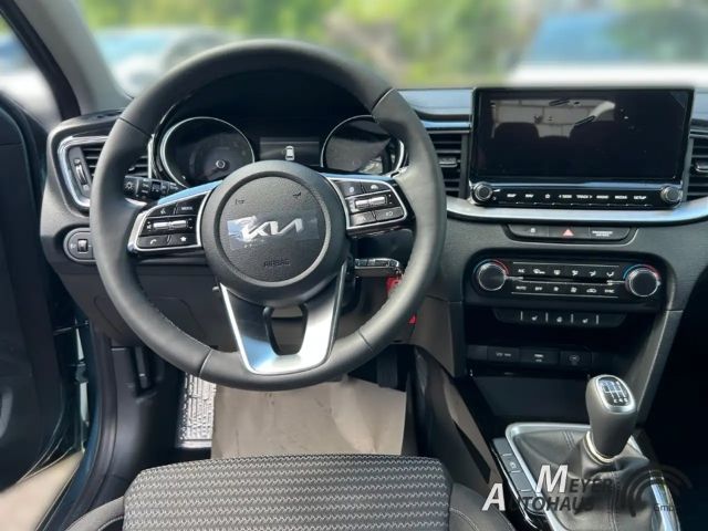 Kia Ceed / cee'd