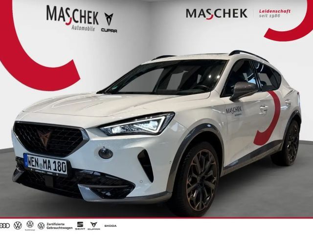Cupra Formentor VZ Brembo Pano BEATS Kamera FullLink 2022 Benzine