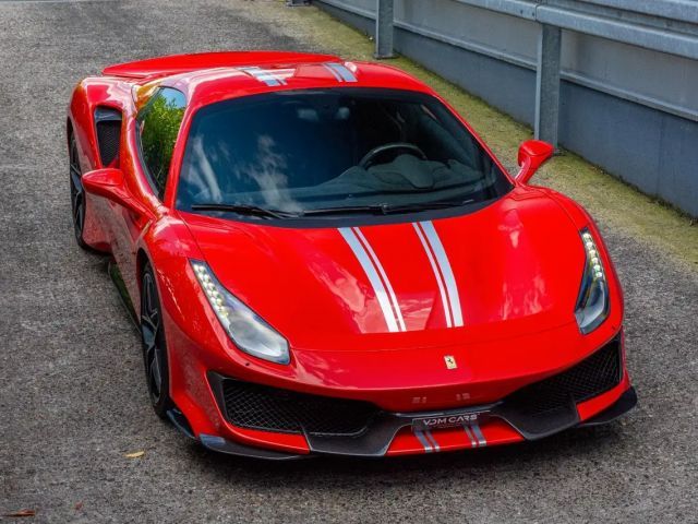 Ferrari 488
